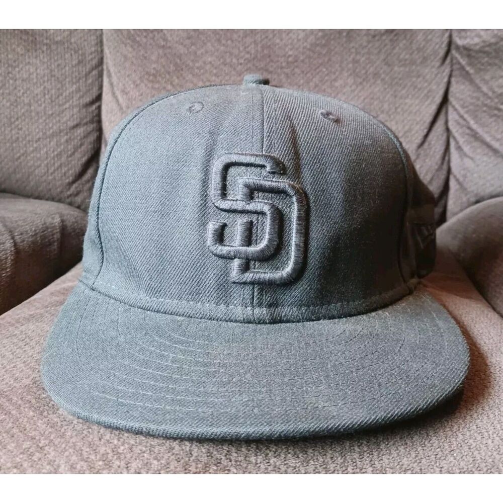 San Diego Padres New Era 59fifty Fitted MLB Baseball Cap Size 7 1/4 Black Fade